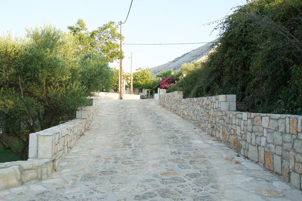 Forest Villas Kefalonia Logarata Eksteriør billede