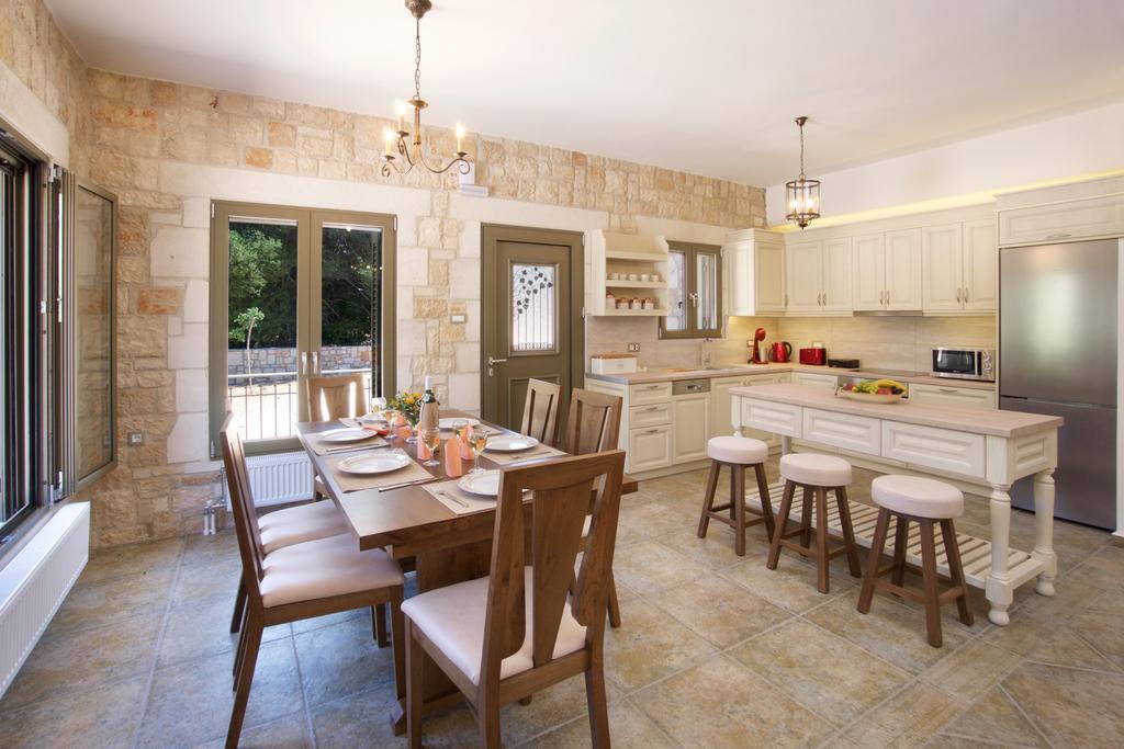 Forest Villas Kefalonia Logarata Eksteriør billede