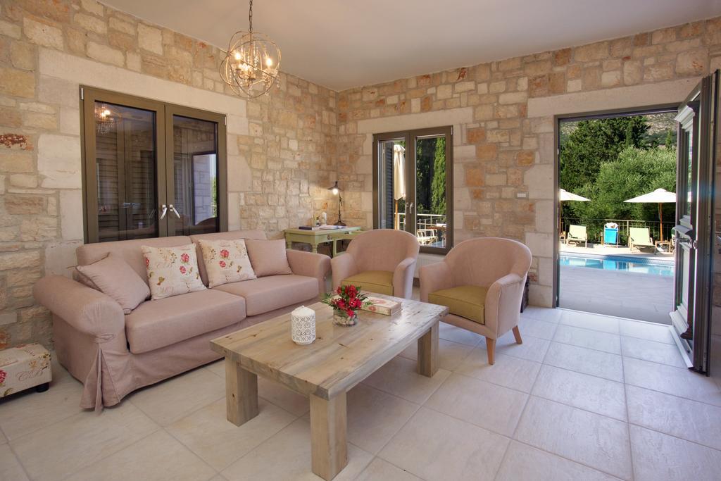 Forest Villas Kefalonia Logarata Eksteriør billede