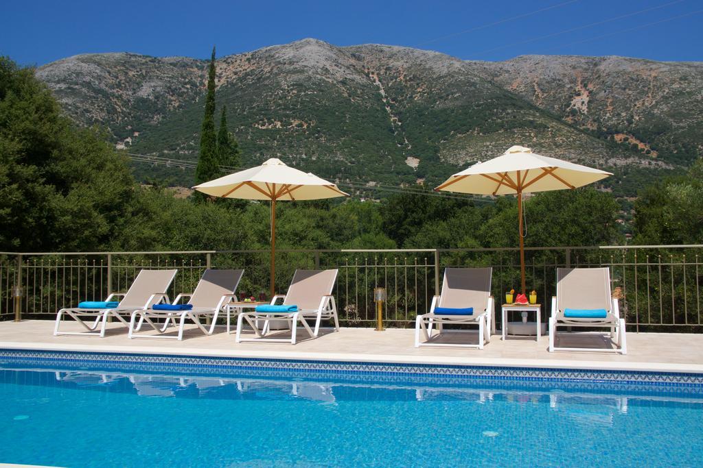 Forest Villas Kefalonia Logarata Eksteriør billede