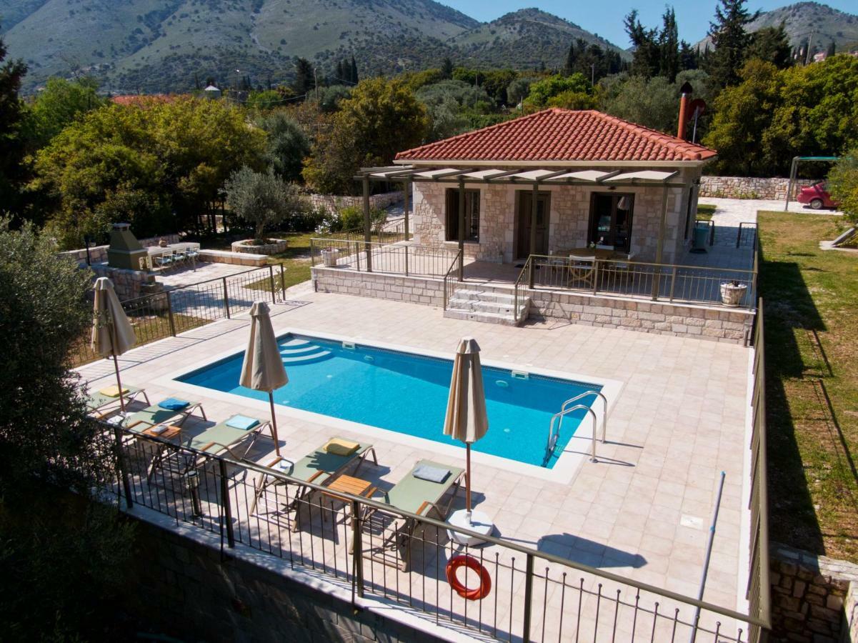 Forest Villas Kefalonia Logarata Eksteriør billede