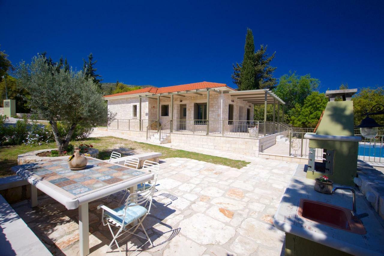 Forest Villas Kefalonia Logarata Eksteriør billede