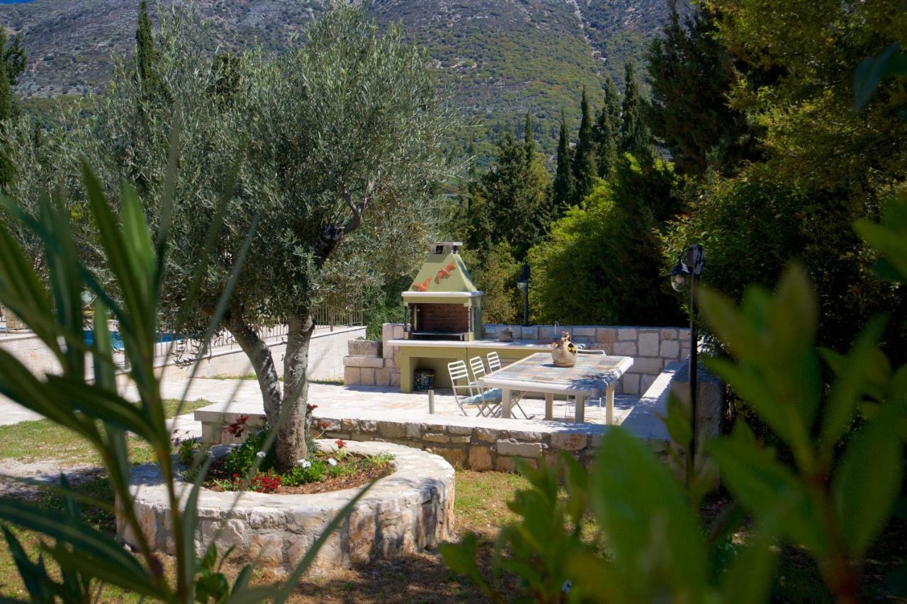 Forest Villas Kefalonia Logarata Eksteriør billede